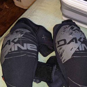 dakine Slayer Kneepads